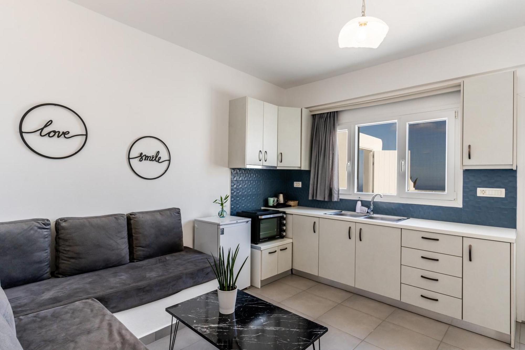 Martynou View Apartment Pýrgos Екстериор снимка